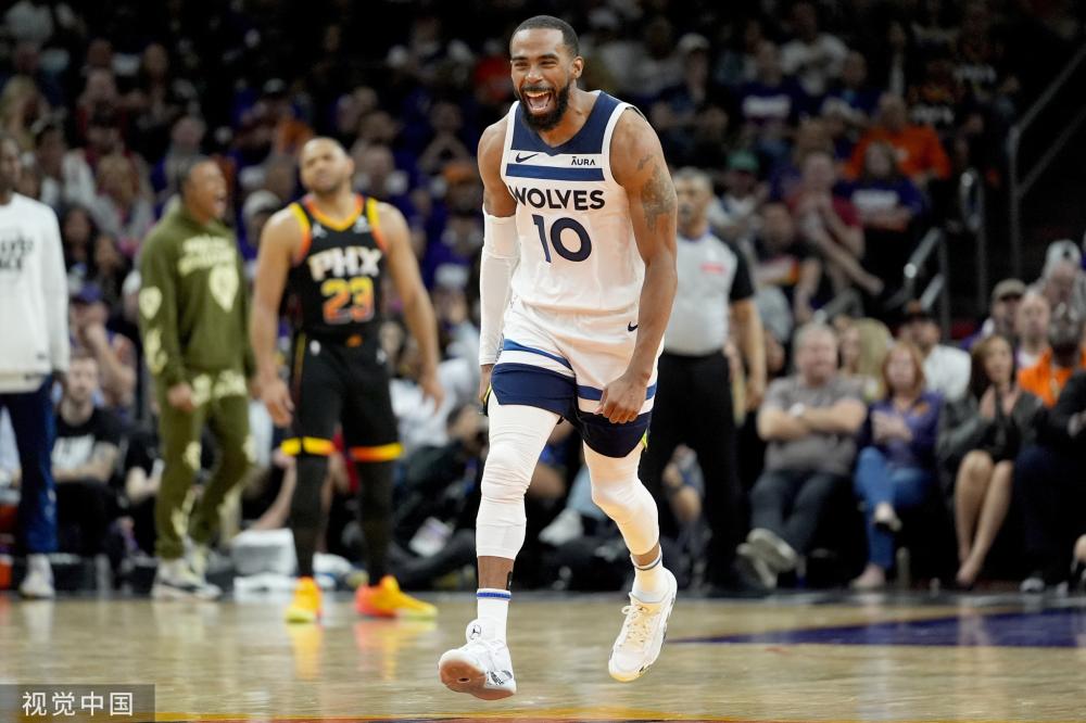 她们展现出 她们展现出