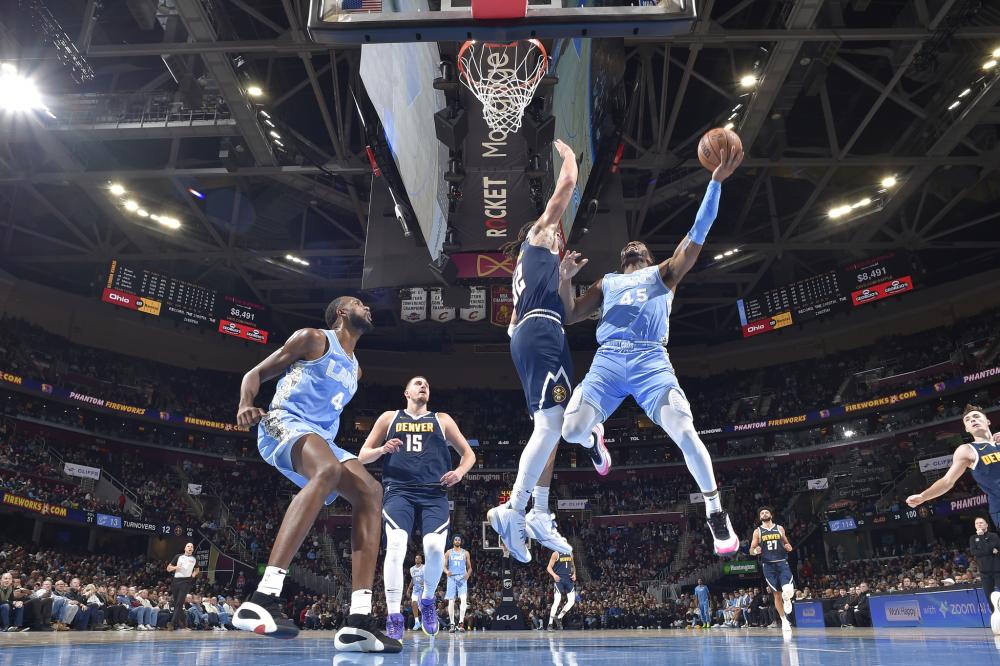 锋为核心 锋为核心